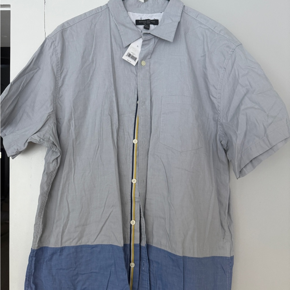 Banana Republic Gray and Blue Casual Shirt NWT